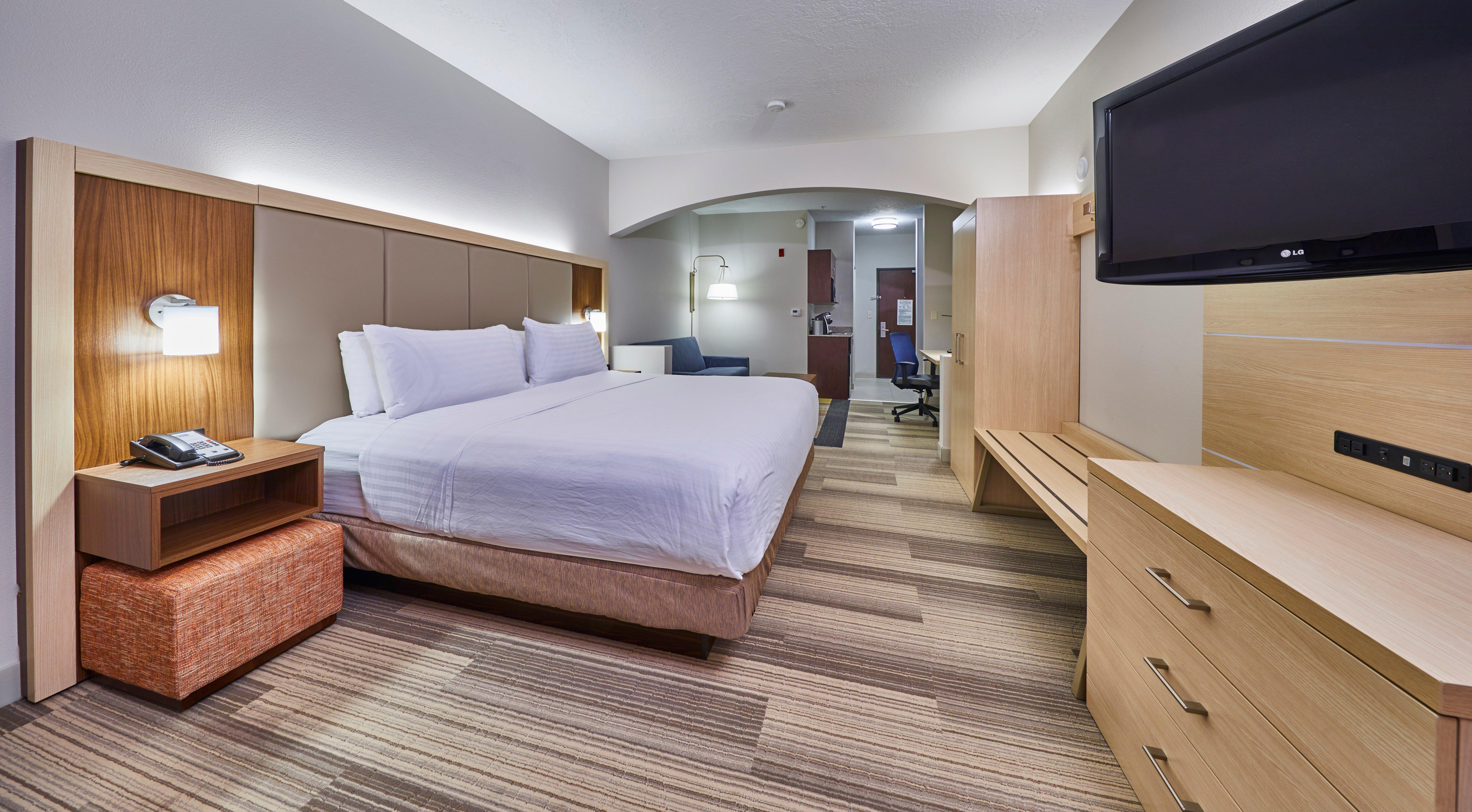 Holiday Inn Express Hotel & Suites Medford-Central Point By Ihg Exterior photo